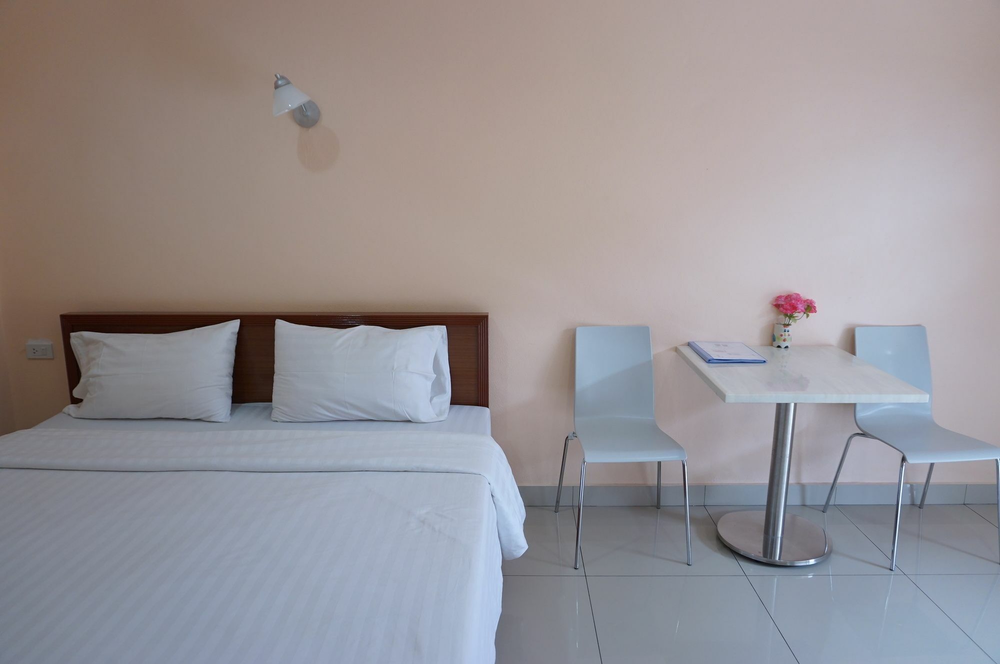 Jirasin Hotel & Apartment Ranong Buitenkant foto